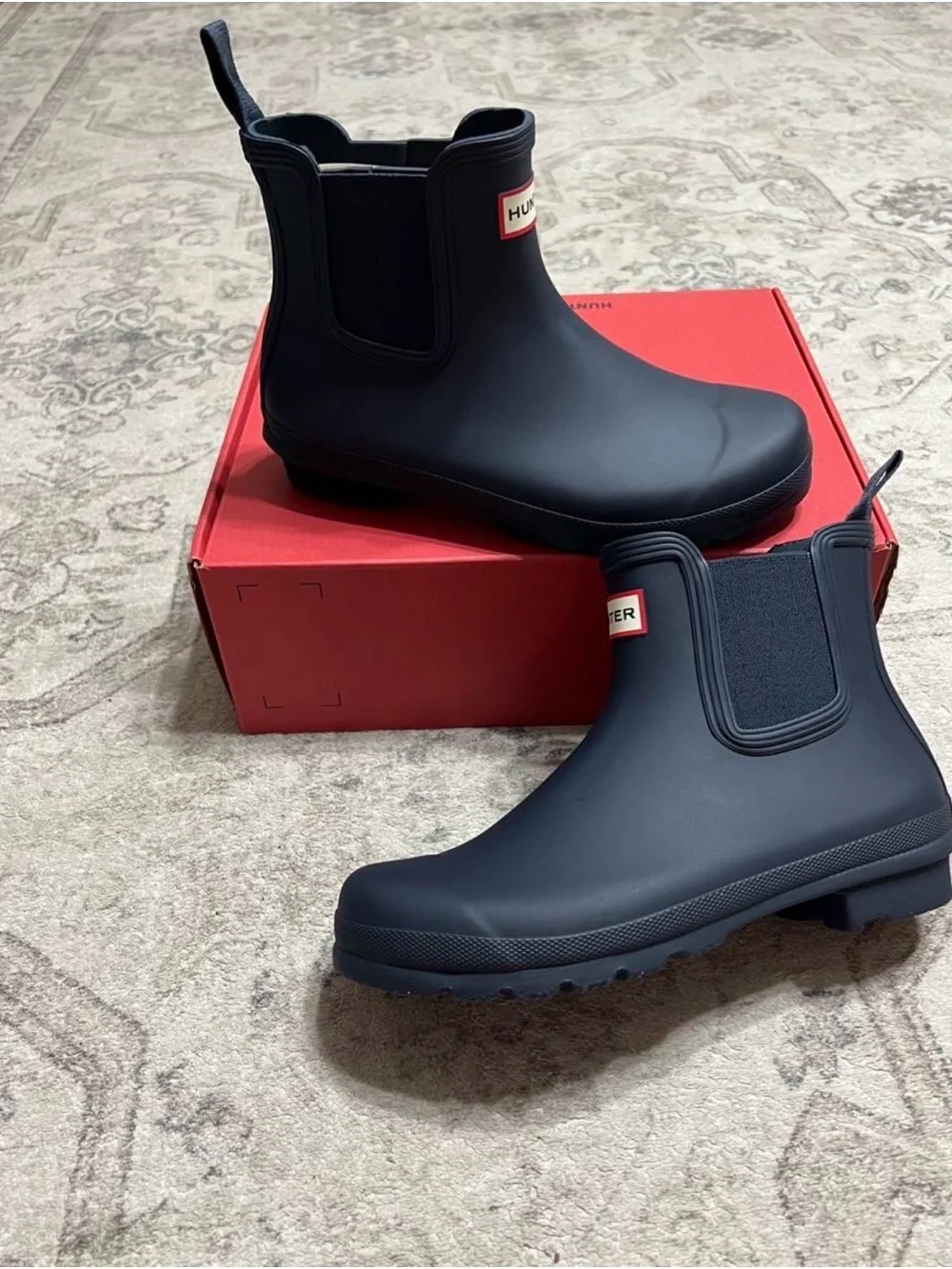 Hunter Women's Matte Navy Chelsea Rain Boots Size 9 NWT